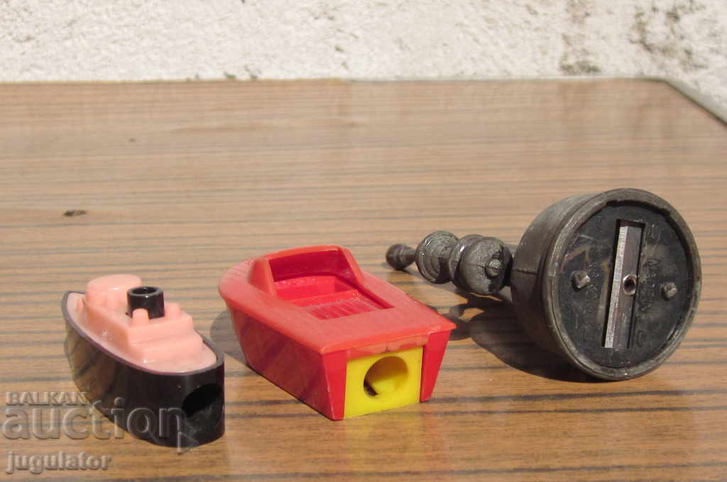 Delivery of Lot old sharpeners ship motorboat from the time of the Soc Delivery of Lot old sharpeners ship motorboat from the time of the Soc