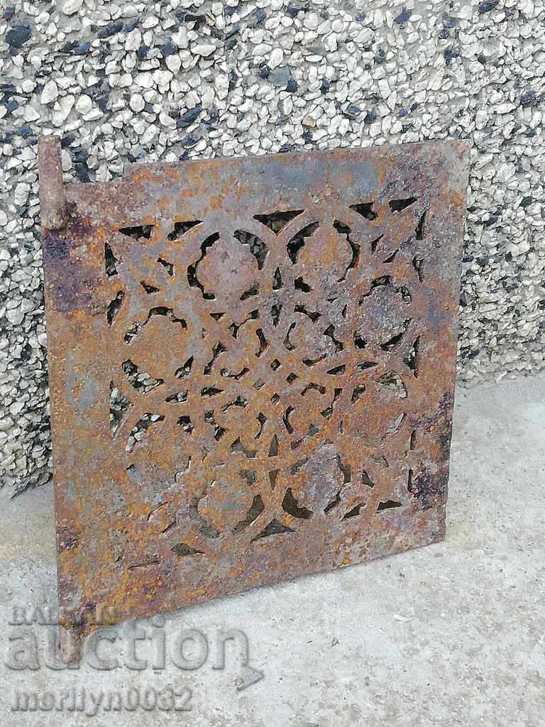 Door detail from old Jamal stove, figured cast iron, lid - 6 Door detail from old Jamal stove, figured cast iron, lid - 6