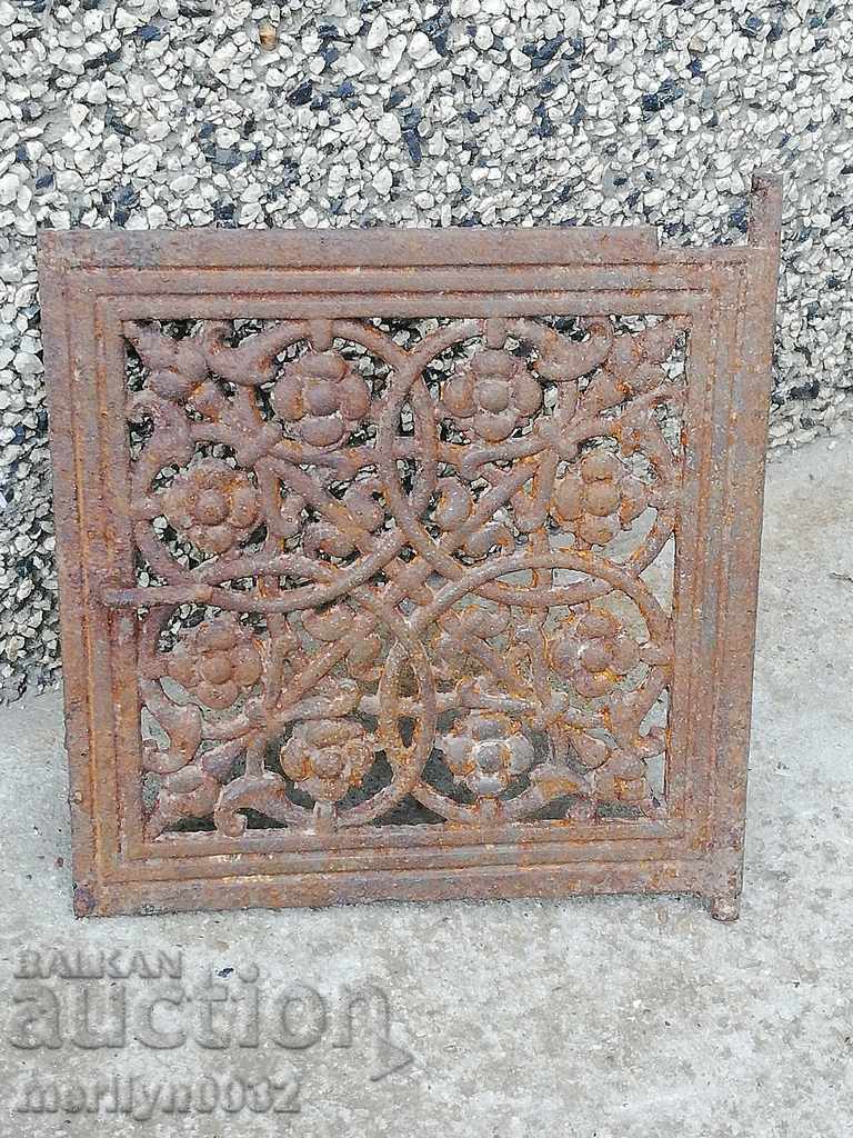 Door detail from old Jamal stove, figured cast iron, lid - 7 Door detail from old Jamal stove, figured cast iron, lid - 7