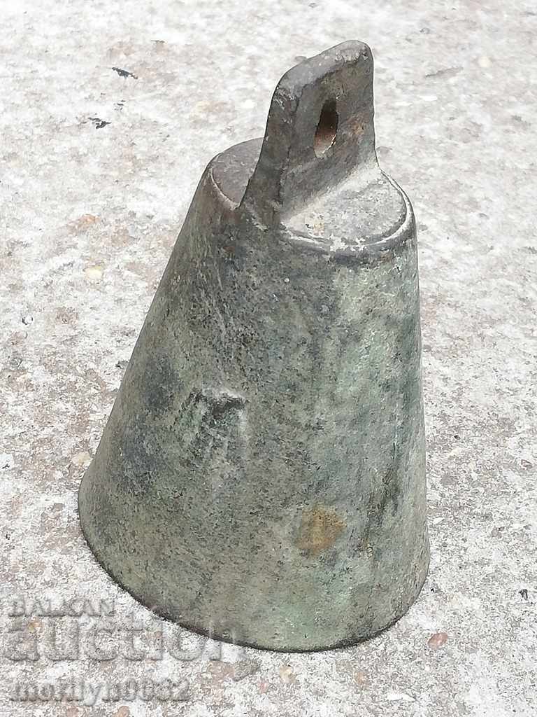 Ottoman bronze vat, bell, bell, tumbler