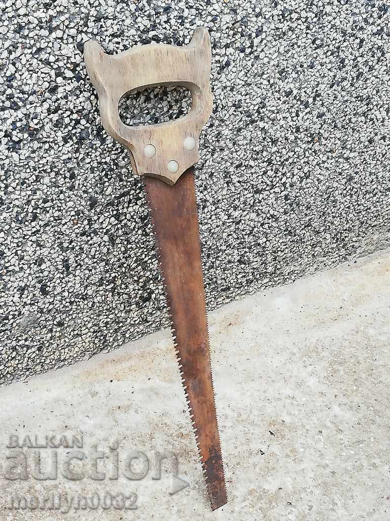 Παλιό εργαλείο για πριόνισμα jiggle ξύλο