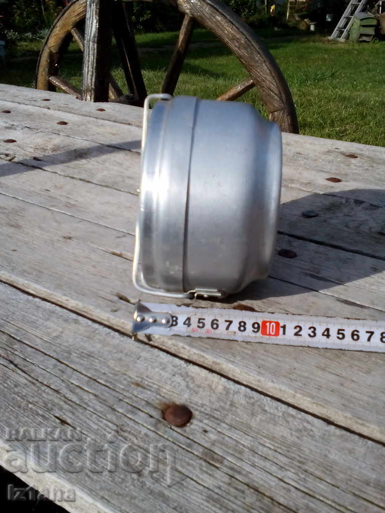 Old aluminum box - 7 Old aluminum box - 7