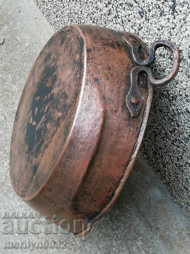 Baked tray, household pot, bakery, blue with price 115.00 BGN | € 58.80 Baked tray, household pot, bakery, blue with price 115.00 BGN | € 58.80