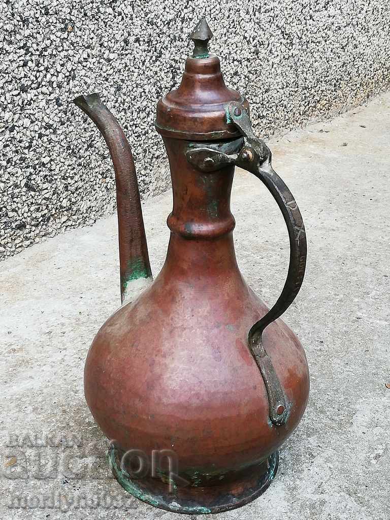 An old copper hibiscus, a baker, a hunter, a renaissance court - 5 An old copper hibiscus, a baker, a hunter, a renaissance court - 5