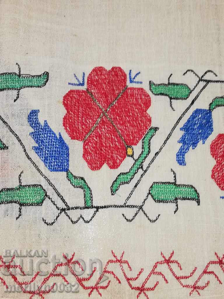 An old hand-woven cloth with root embroidery - 5 An old hand-woven cloth with root embroidery - 5