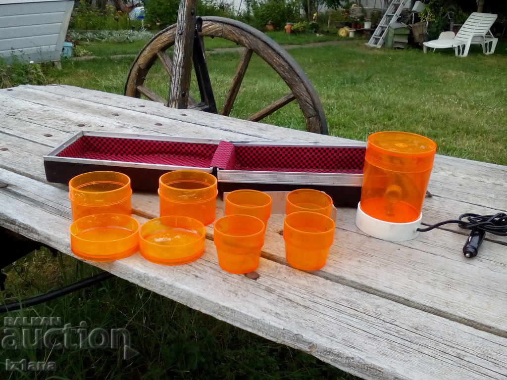 Old coffee maker, tourist kit with price 35.00 BGN | € 17.90 Old coffee maker, tourist kit with price 35.00 BGN | € 17.90