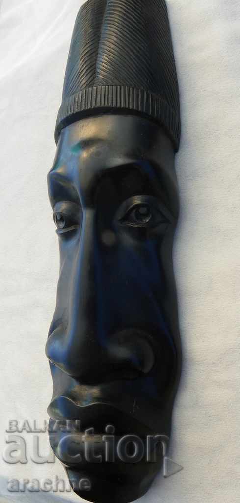 Auction Cuban figurine of Antillean ironwood Auction Cuban figurine of Antillean ironwood