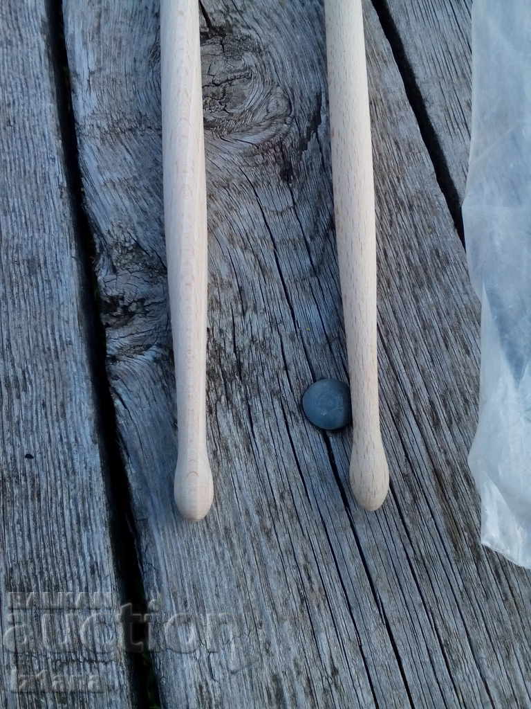 Стари палки за барабан с цена 20.00 лв. | € 10.23 Стари палки за барабан с цена 20.00 лв. | € 10.23