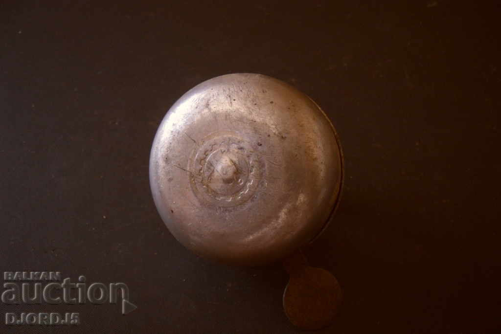 Auction  An old wheel bell