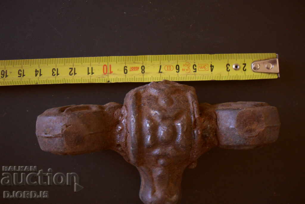 Delivery of Cast iron handle, ornaments