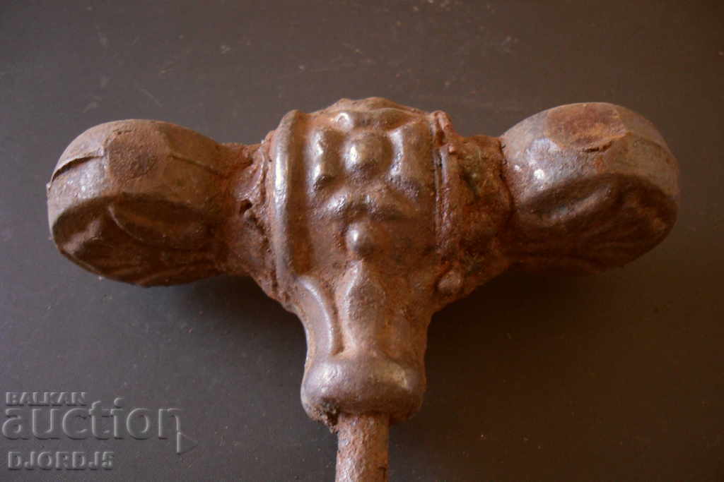 Cast iron handle, ornaments