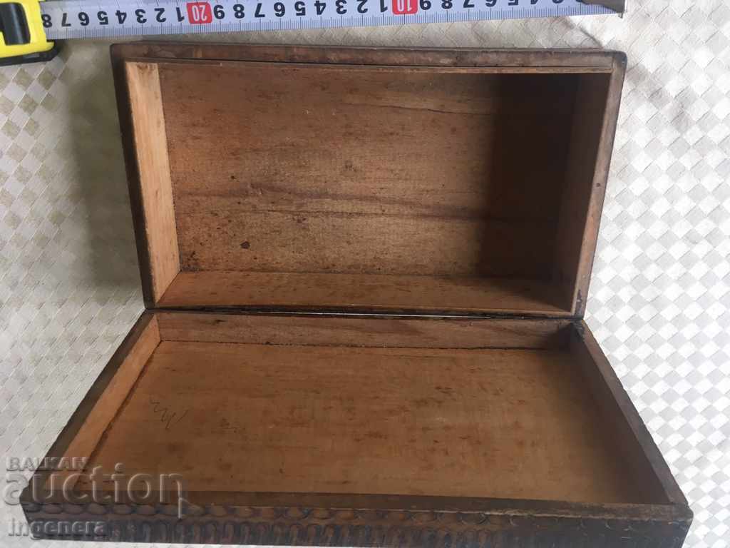 Auction BOX OF OLD WOOD Auction BOX OF OLD WOOD