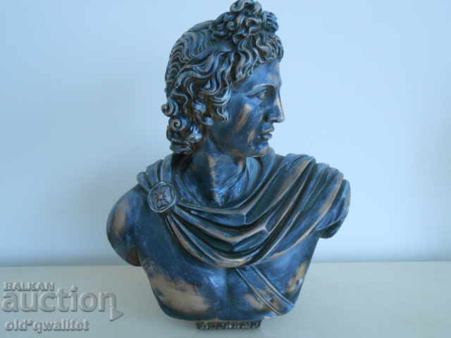 Auction Sculpture: Apollo, made of Alabaster, about 10 kg Auction Sculpture: Apollo, made of Alabaster, about 10 kg