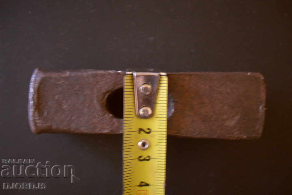 Auction Old hammer, highlighted Auction Old hammer, highlighted