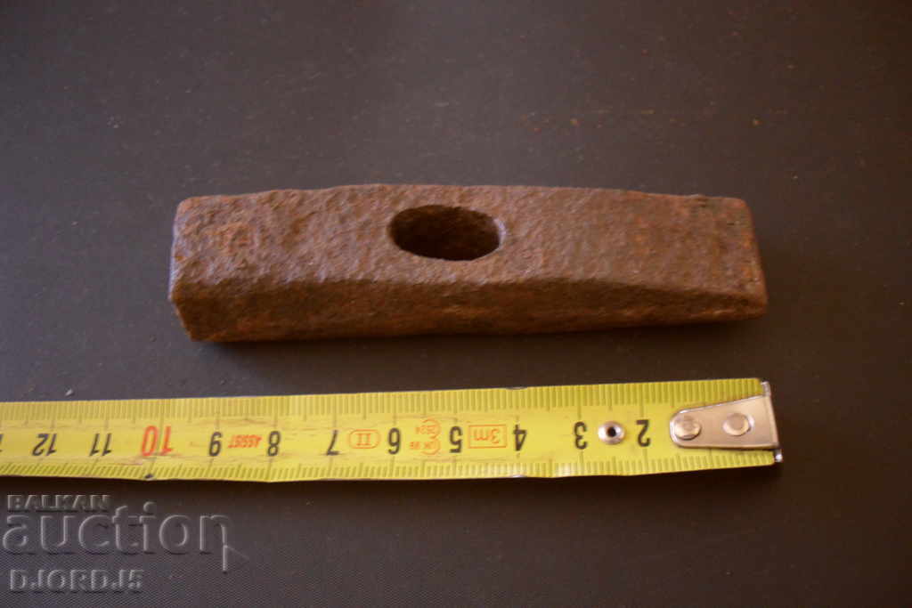 An old hammer with price 2.00 BGN | € 1.02 An old hammer with price 2.00 BGN | € 1.02