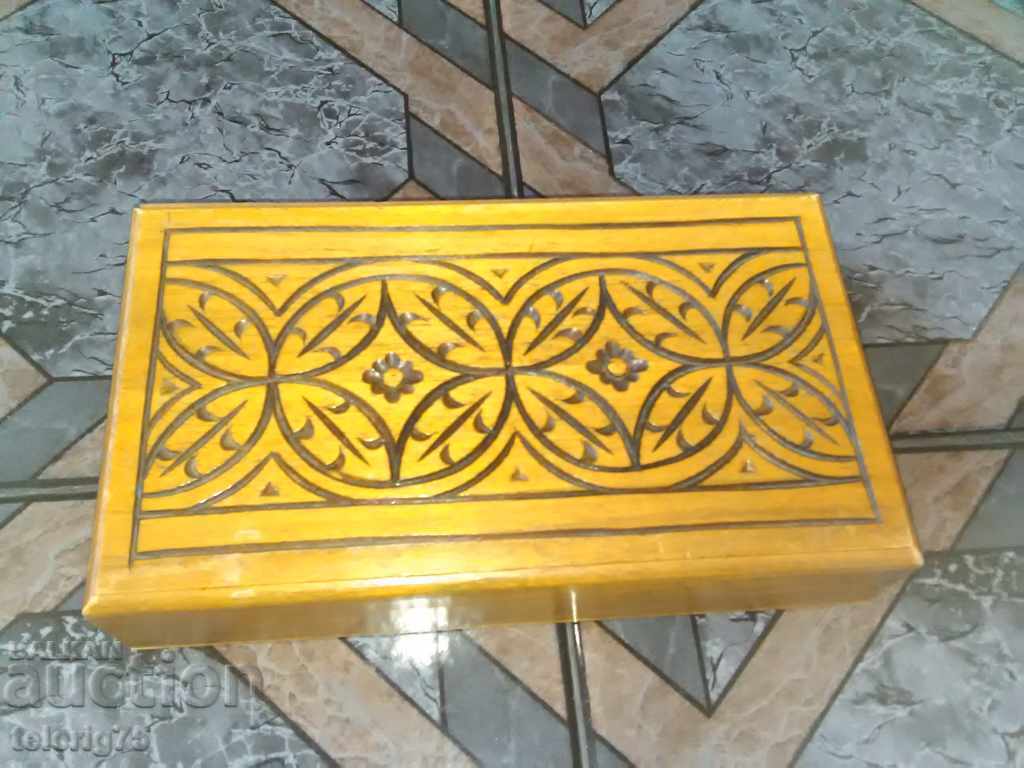 Beautiful Old Wooden Box with price 20.00 BGN | € 10.23 Beautiful Old Wooden Box with price 20.00 BGN | € 10.23