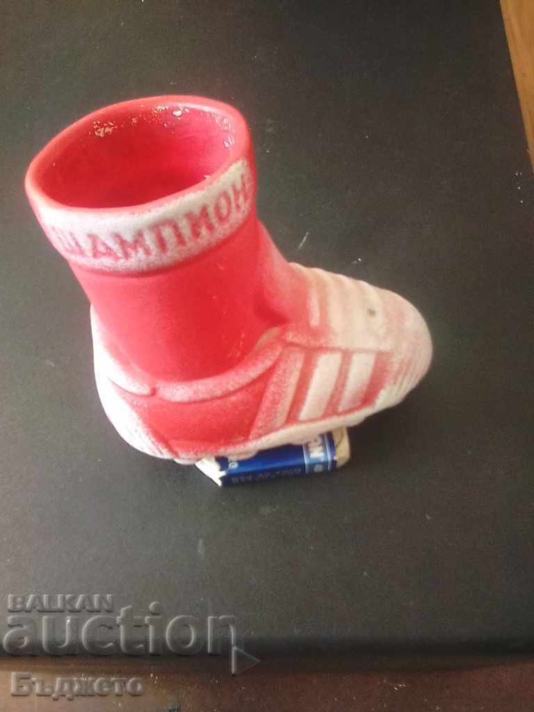 CSKA champion, Netherlands judge with price 9.99 BGN | € 5.11 CSKA champion, Netherlands judge with price 9.99 BGN | € 5.11