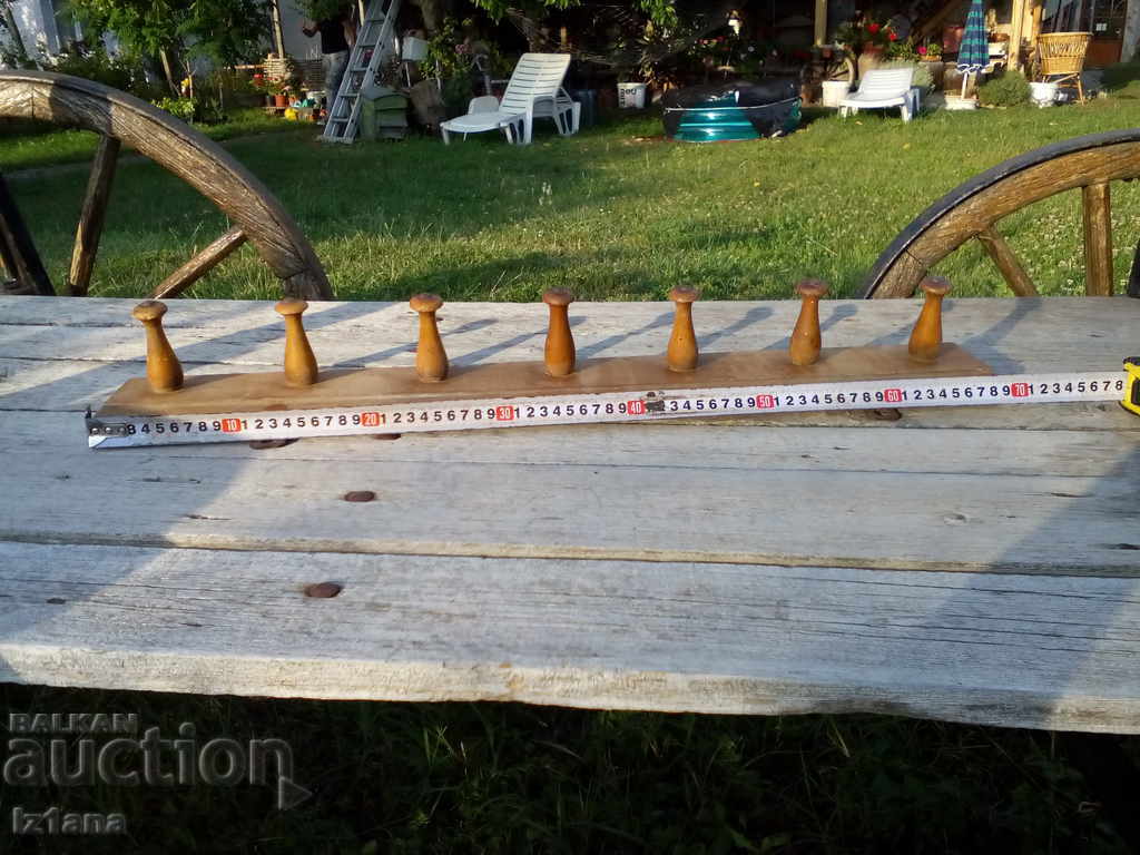 Delivery of An old hanger Delivery of An old hanger