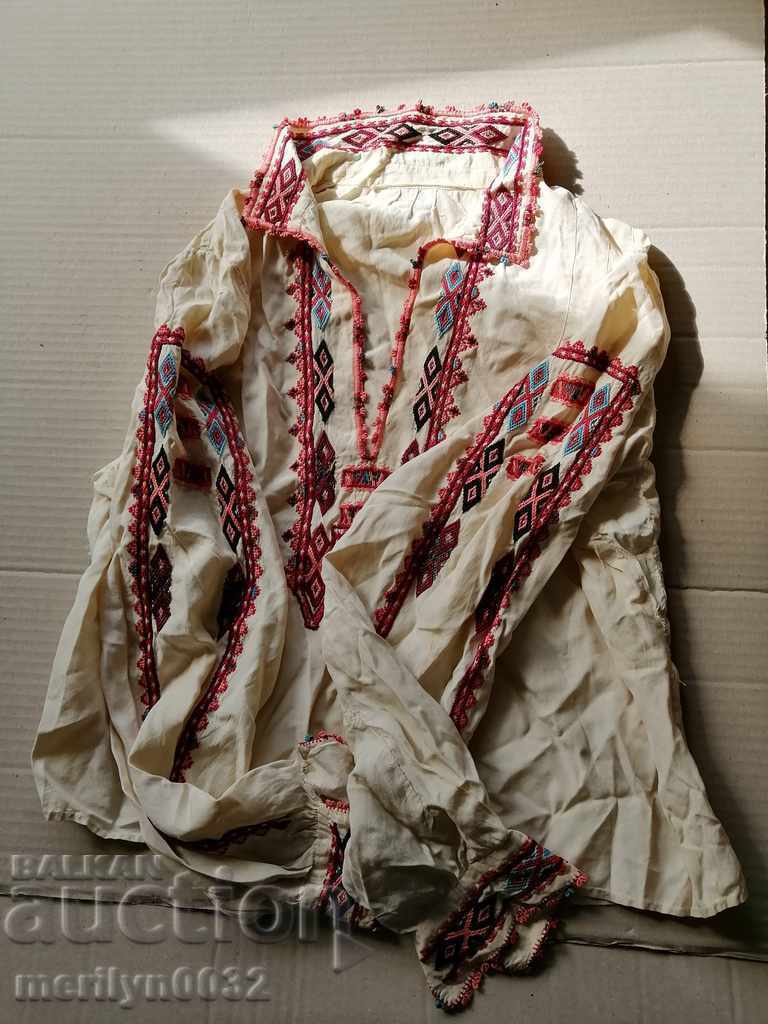 Children's shirt made of silk with Bulgarian embroidery - 7