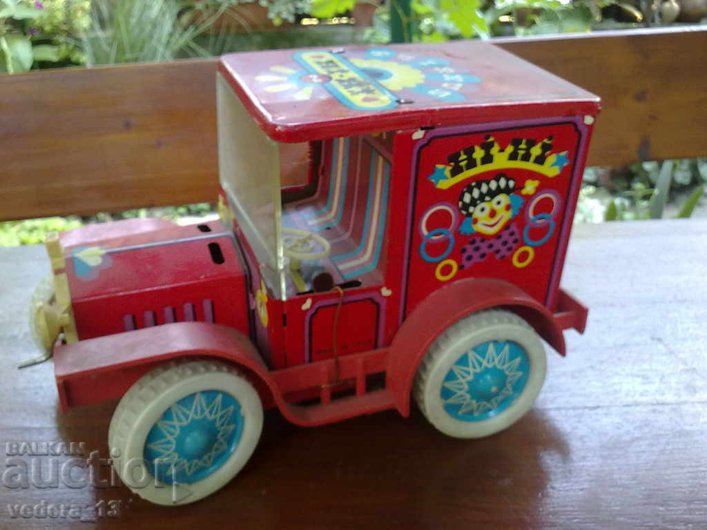 O jucărie veche cu preț 25.00 BGN | € 12.78