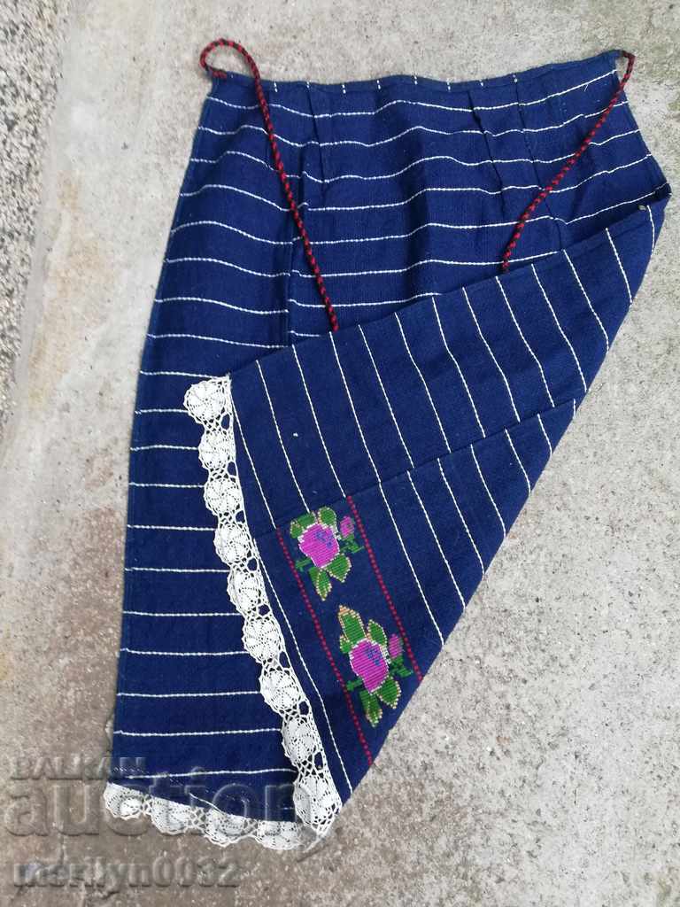 Old woven embroidered embroidered apron with tinsel wear sukman with price 76.00 BGN | € 38.86 Old woven embroidered embroidered apron with tinsel wear sukman with price 76.00 BGN | € 38.86
