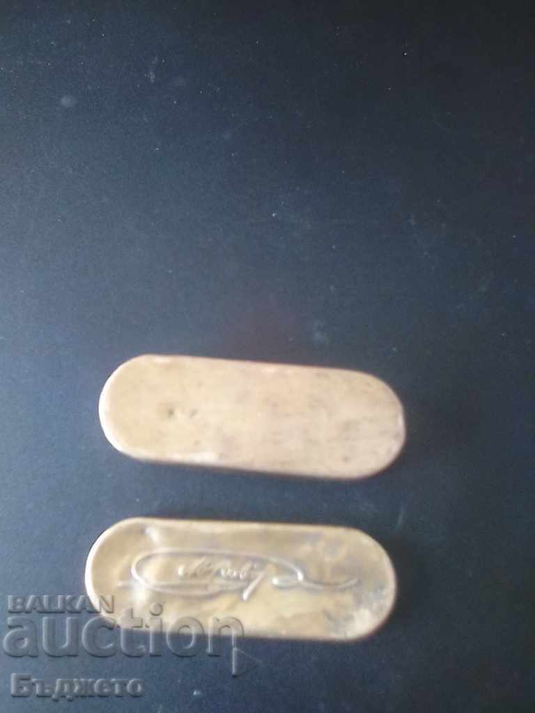 Delivery of Bronze box Delivery of Bronze box