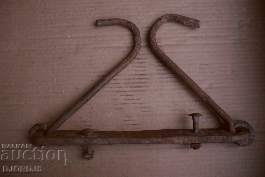 Δημοπρασία Παλιά σφυρήλατο σίδερο Δημοπρασία Παλιά σφυρήλατο σίδερο