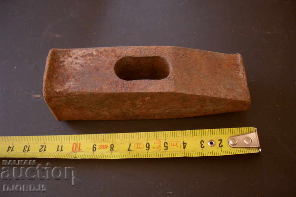 Star hammer with price 4.00 BGN | € 2.05 Star hammer with price 4.00 BGN | € 2.05