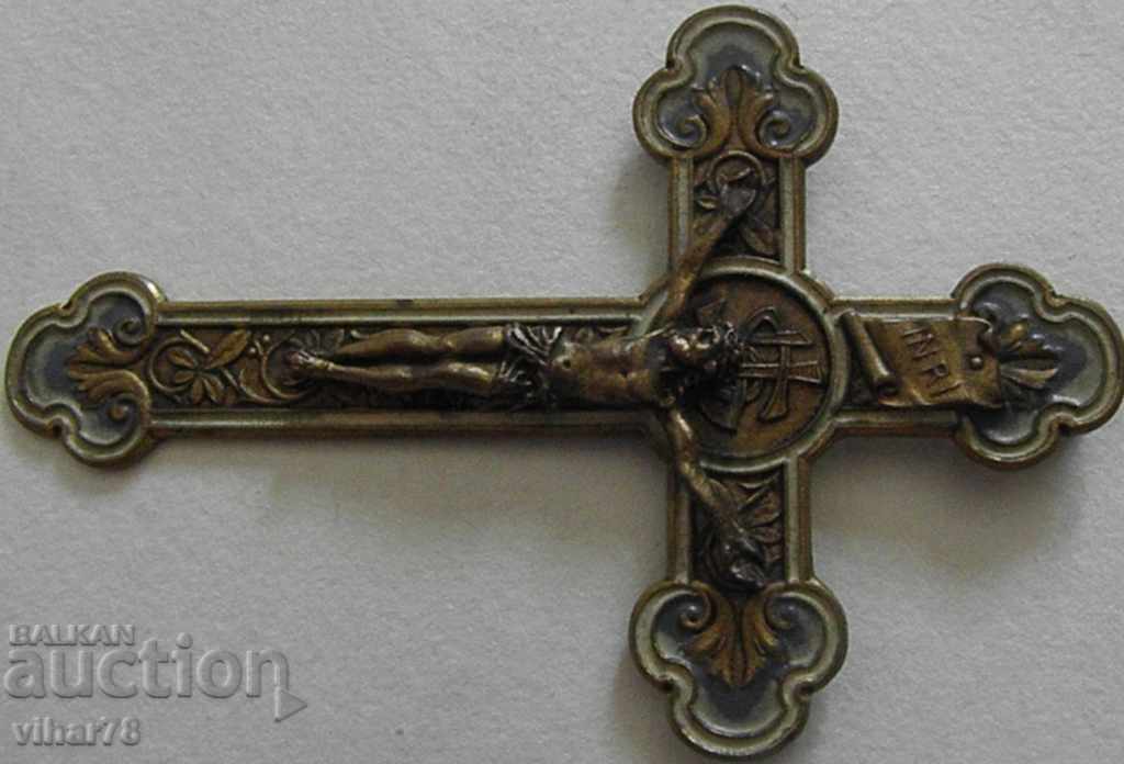 Auction a very beautiful big cross with enamel and its original box Auction a very beautiful big cross with enamel and its original box