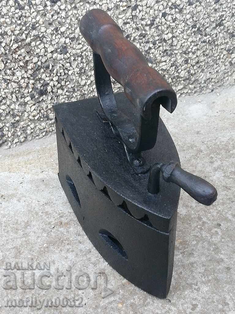 Παλιά σιδήρου στην πυρκαγιά - 7 Παλιά σιδήρου στην πυρκαγιά - 7