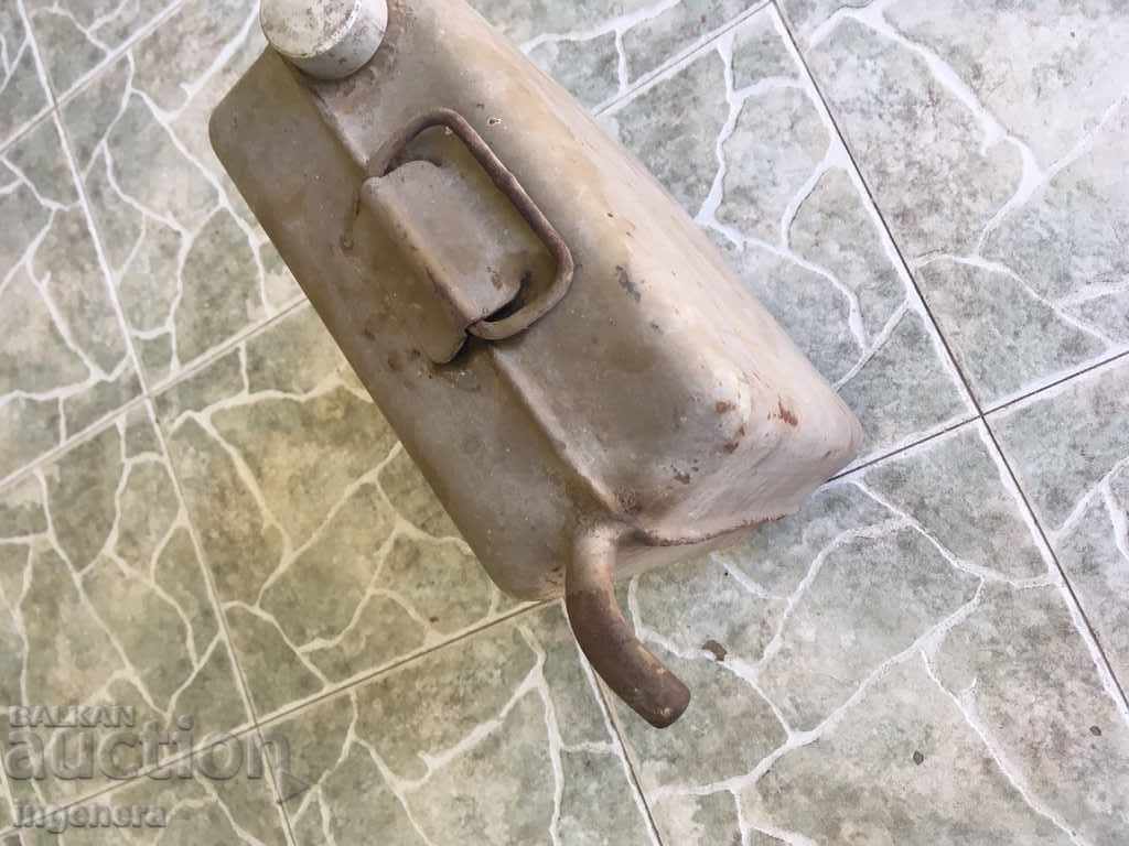 TUBE METAL TWO HANDLES AND A HAMMER with price 38.00 BGN | € 19.43 TUBE METAL TWO HANDLES AND A HAMMER with price 38.00 BGN | € 19.43