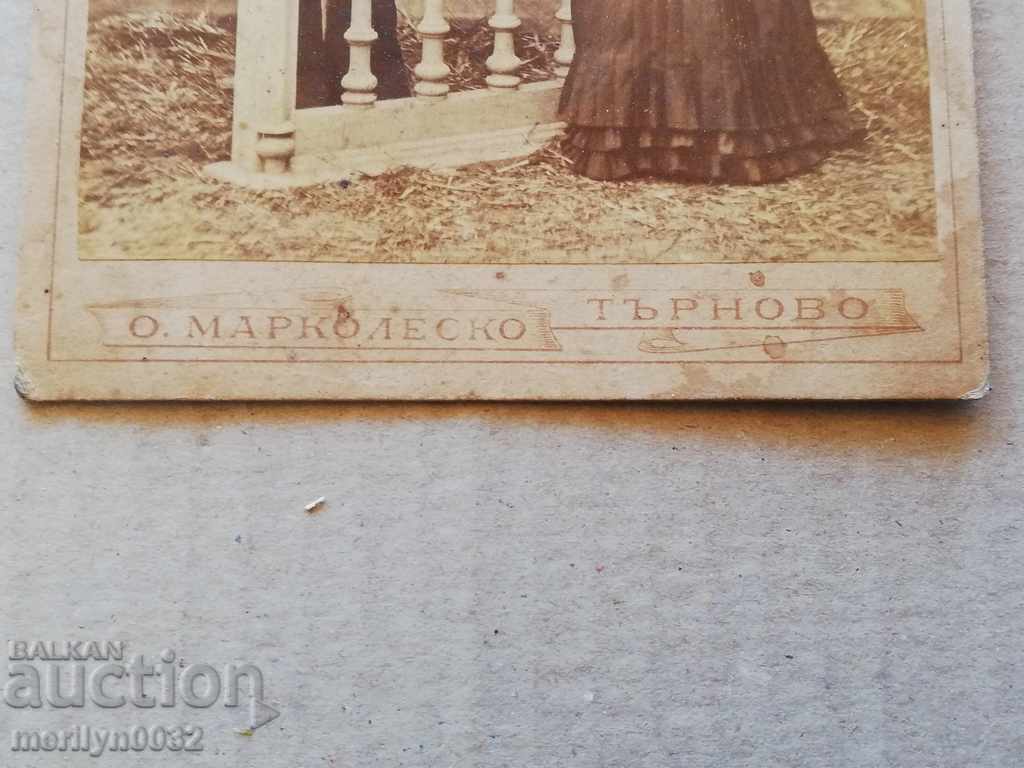 Παράδοση Φωτογραφικό άλμπουμ φωτογραφιών με Turnov Turner Onorio Markolesko Παράδοση Φωτογραφικό άλμπουμ φωτογραφιών με Turnov Turner Onorio Markolesko