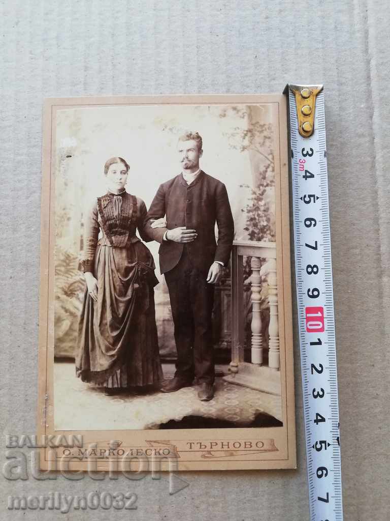 Delivery of Photo Photo Album with Turnov Turner Onorio Markolesko