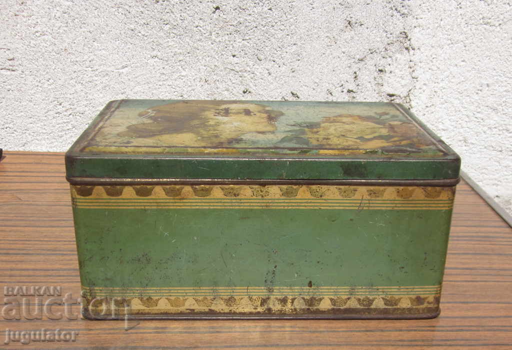Auction vintage German metal tin candy box Auction vintage German metal tin candy box