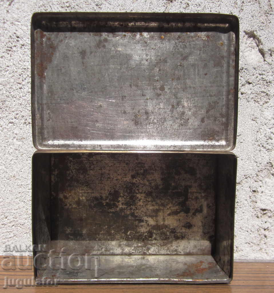 vintage German metal tin candy box - 7 vintage German metal tin candy box - 7