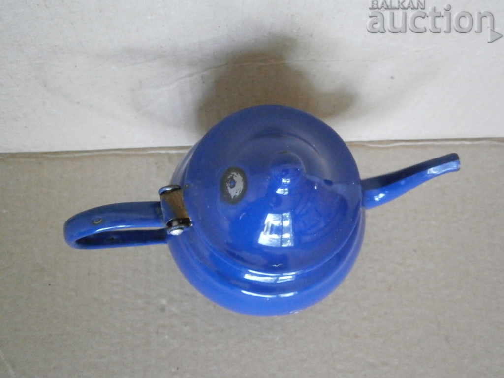 Auction SMALL enameled kettle 60s Auction SMALL enameled kettle 60s