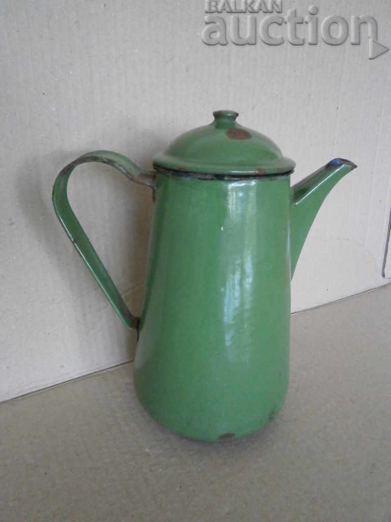 Auction early social enamel jug 50s Auction early social enamel jug 50s