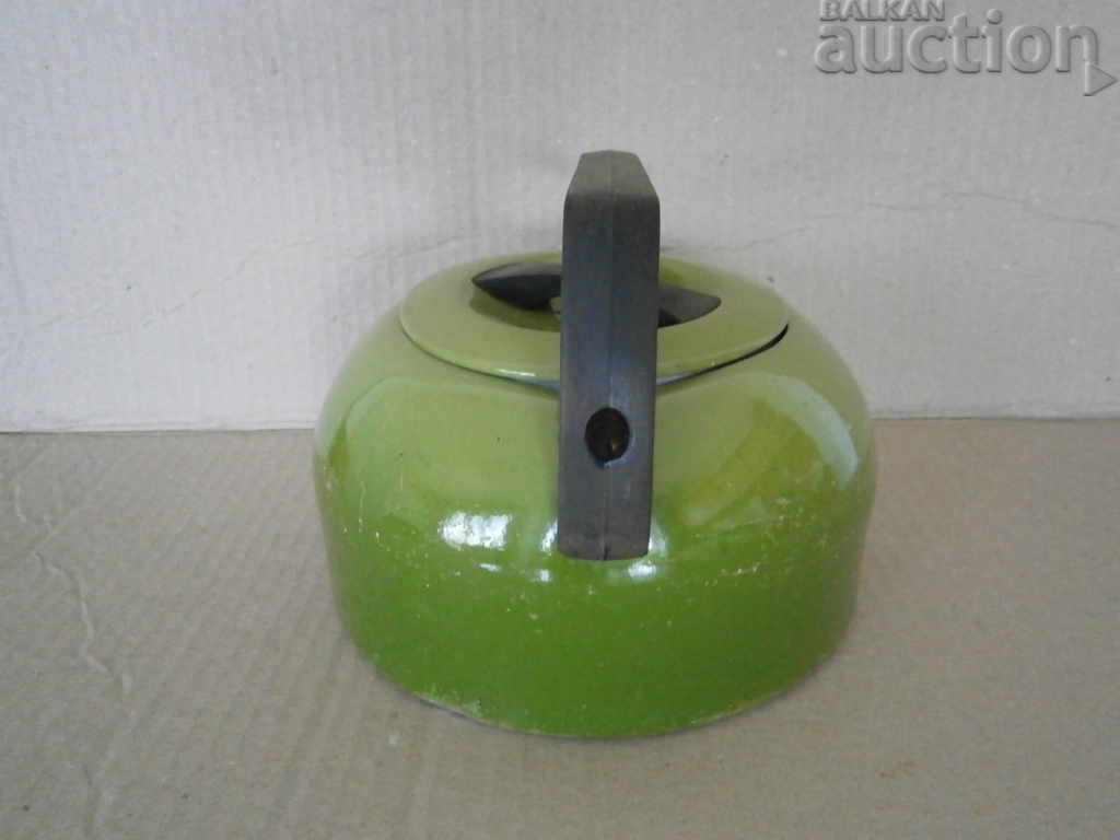 Auction kettle jug 70's from the Polish center Auction kettle jug 70's from the Polish center