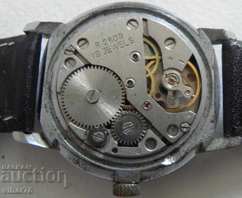 Auction CLOCK CHRISTMAS Auction CLOCK CHRISTMAS