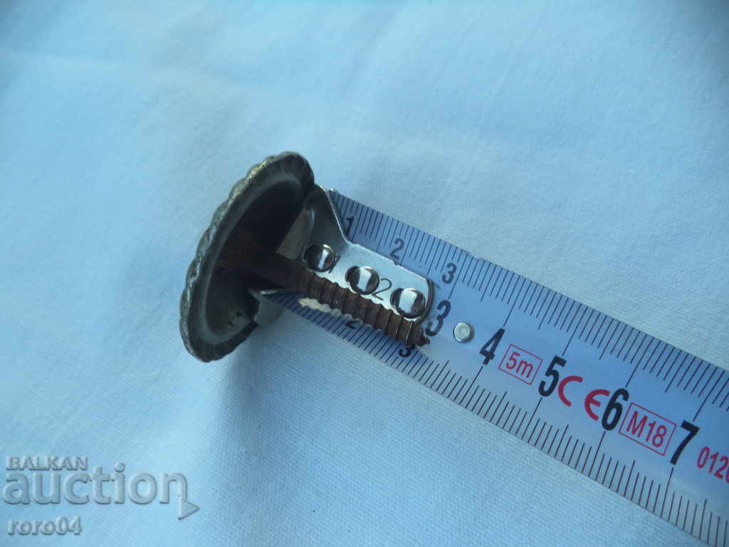 FIREPLACE TACKLE - 6 FIREPLACE TACKLE - 6