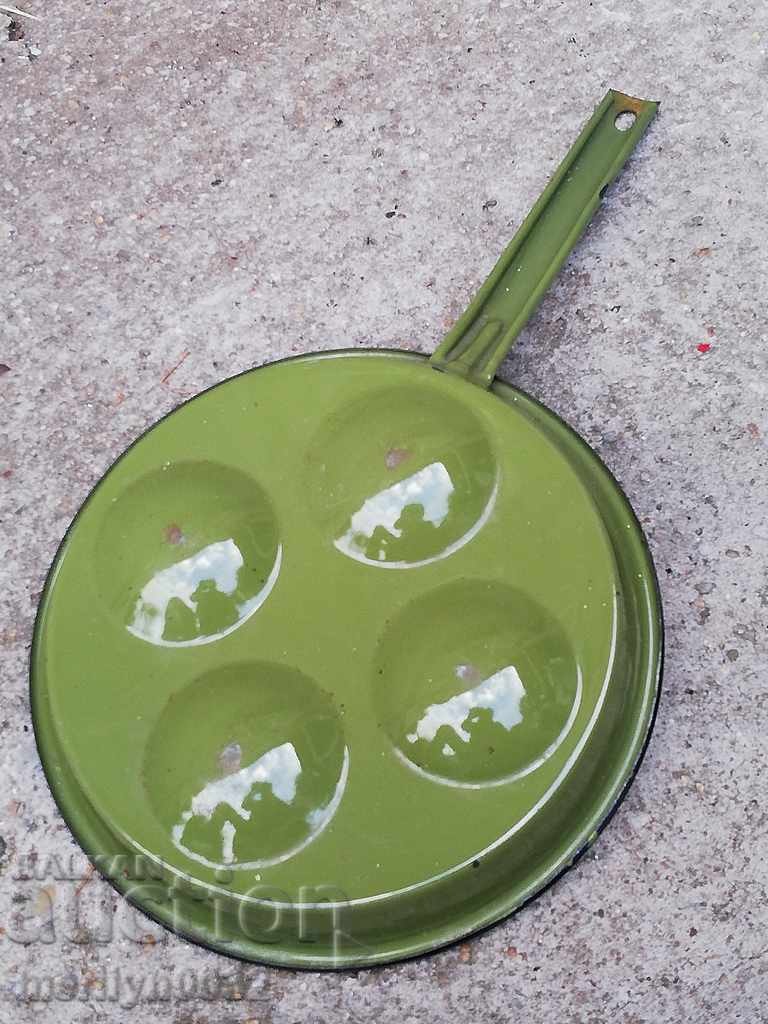 Enameled pan, pan LGB early social with price 45.00 BGN | € 23.01 Enameled pan, pan LGB early social with price 45.00 BGN | € 23.01
