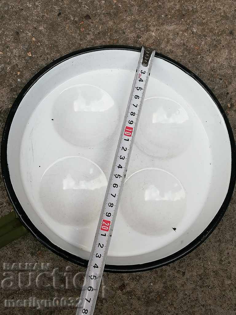 Auction Enameled pan, pan LGB early social Auction Enameled pan, pan LGB early social