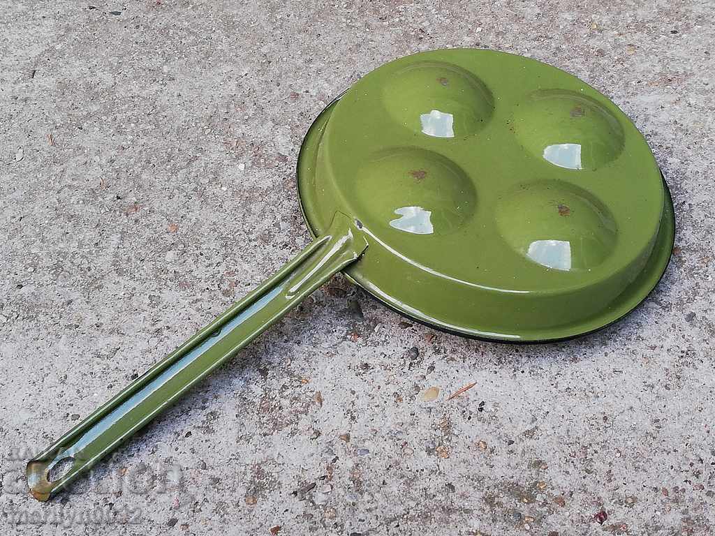 Enameled pan, pan LGB early social - 7 Enameled pan, pan LGB early social - 7