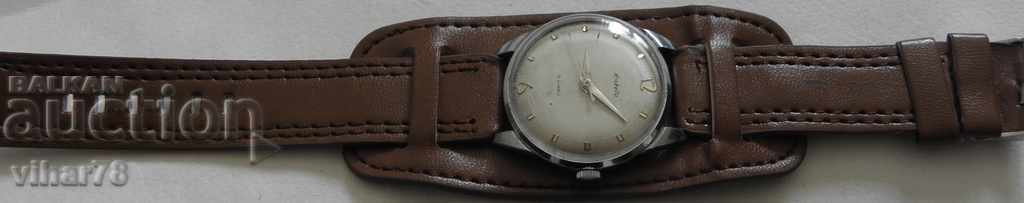 Auction MEN'S CLOTHING CHRISTMAS Auction MEN'S CLOTHING CHRISTMAS