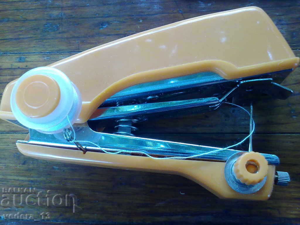HAND SEWING MACHINE with price 25.00 BGN | € 12.78 HAND SEWING MACHINE with price 25.00 BGN | € 12.78