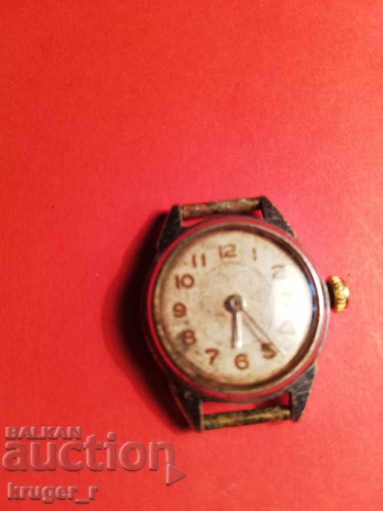 Παλαιό ρολόι της ΕΣΣΔ