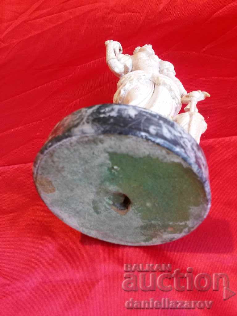 Ancient Italian Figurine "Lady with Umbrella" - 5 Ancient Italian Figurine "Lady with Umbrella" - 5