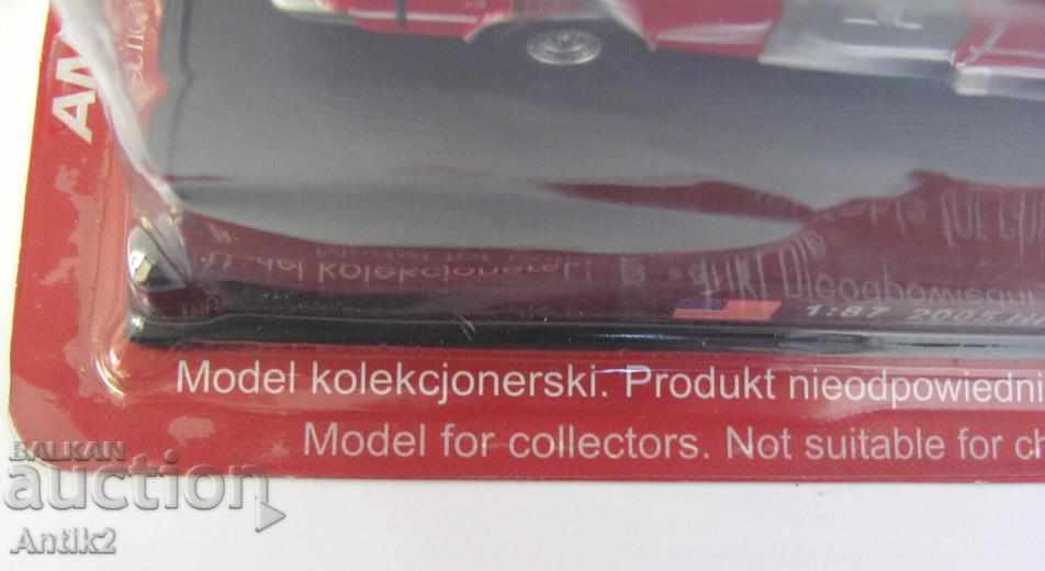 Delivery of Old Fireman Metal Model Delivery of Old Fireman Metal Model