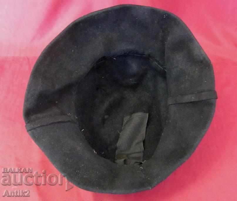 30 Felt Ladies Hat - 6 30 Felt Ladies Hat - 6