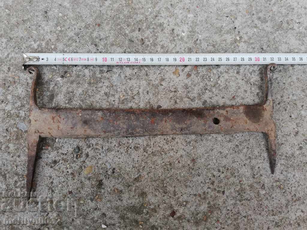 Hand-scraped scraper for wrought iron shoes with price 35.00 BGN | € 17.90 Hand-scraped scraper for wrought iron shoes with price 35.00 BGN | € 17.90